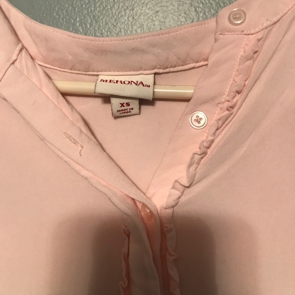 blouse - Picture 2 of 2